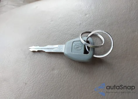 2005 Acura Mdx z USA, uszkodzony, nr VIN 2HNYD18875H527859